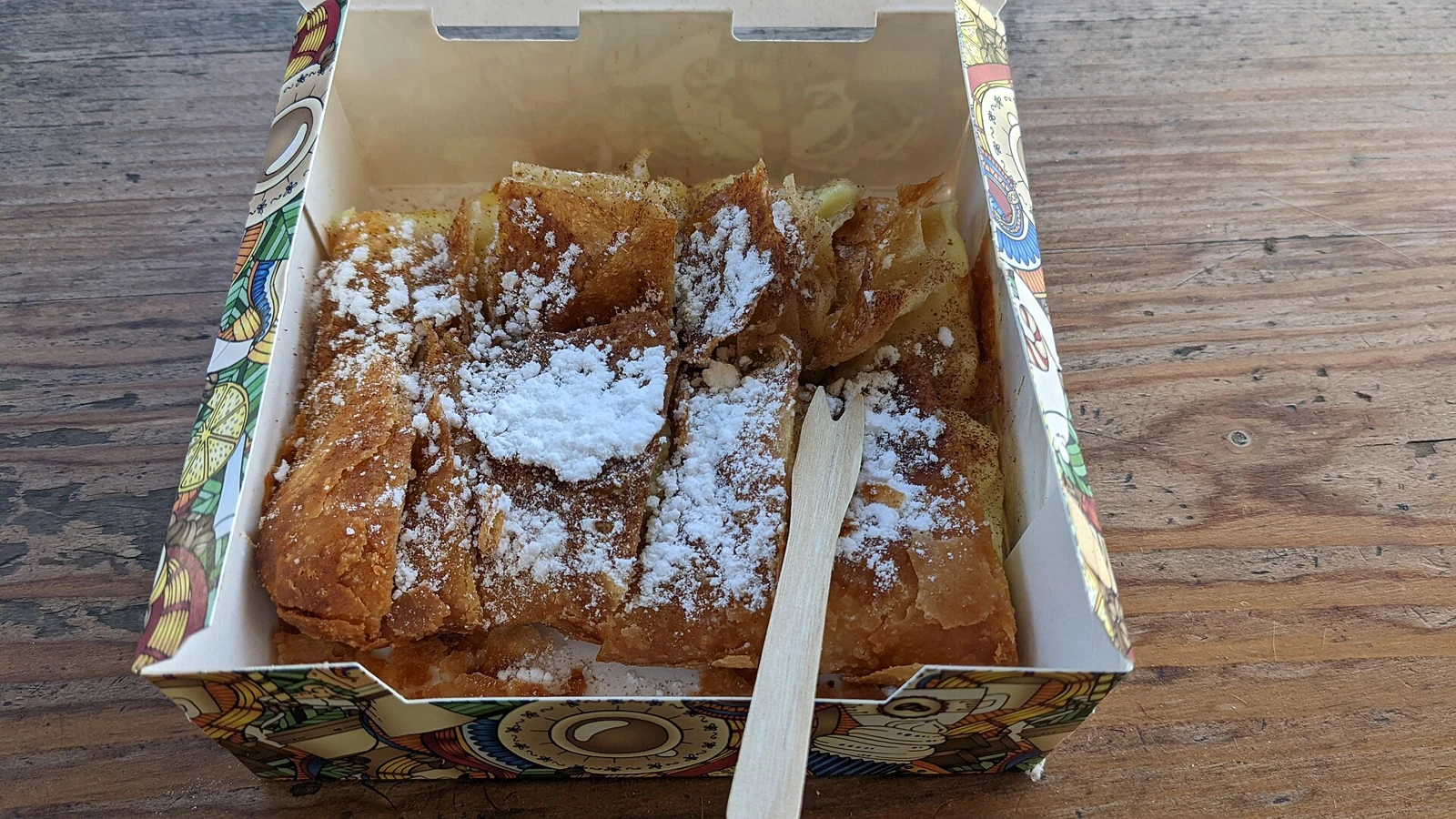 Bougatsa z piekarni w Kallithei, Ateny