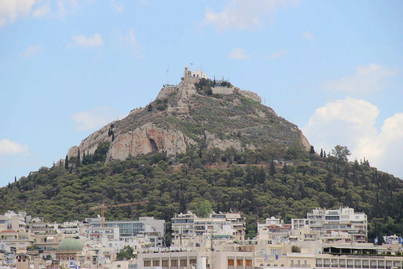 Wzgórze Lycabettus i zabudowa Aten